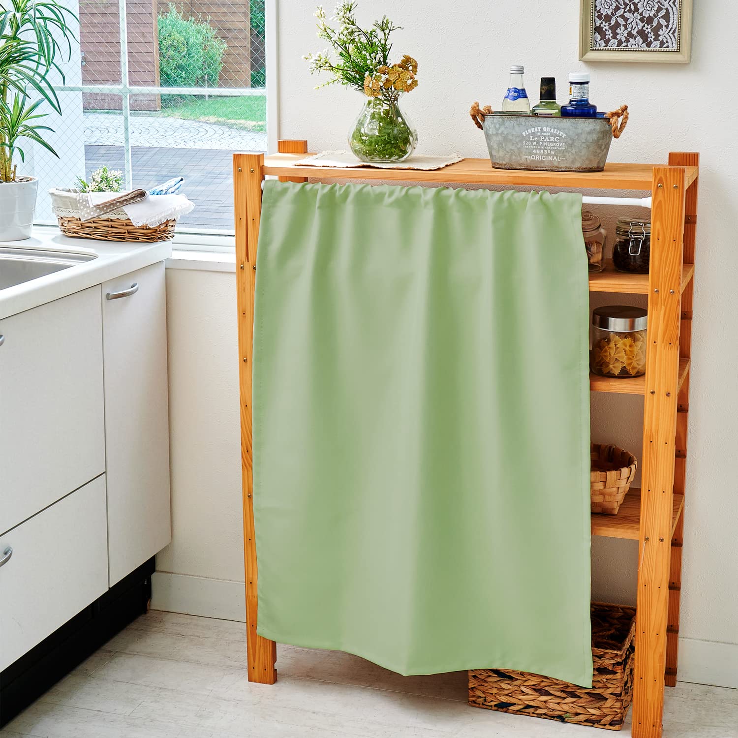 Amazon｜【Ezee】カフェカーテン 遮光1級 防炎 小窓 出窓 キッチン